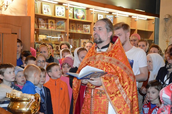/Content/PhotoArticles/4019sunday school 1.jpg